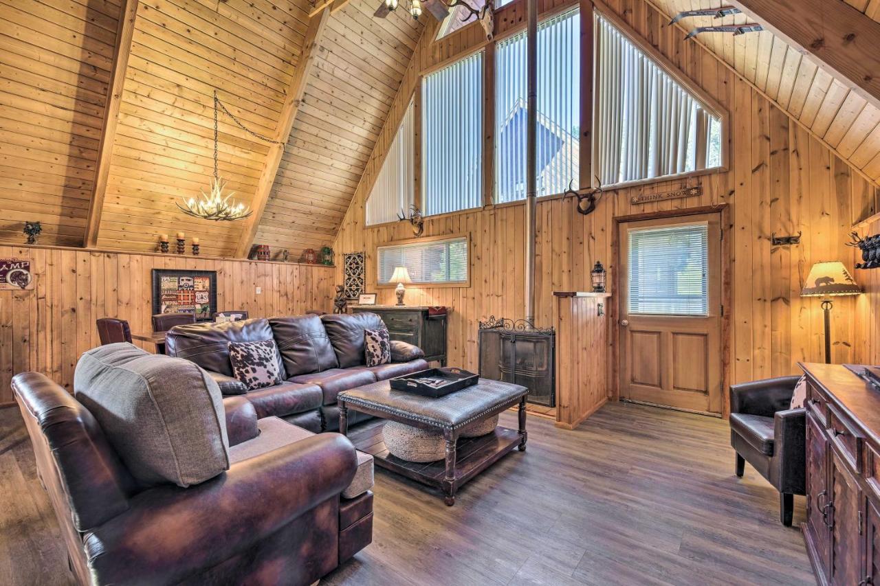 Ski-Inandski-Out Red River Cabin With Mtn Views! Buitenkant foto